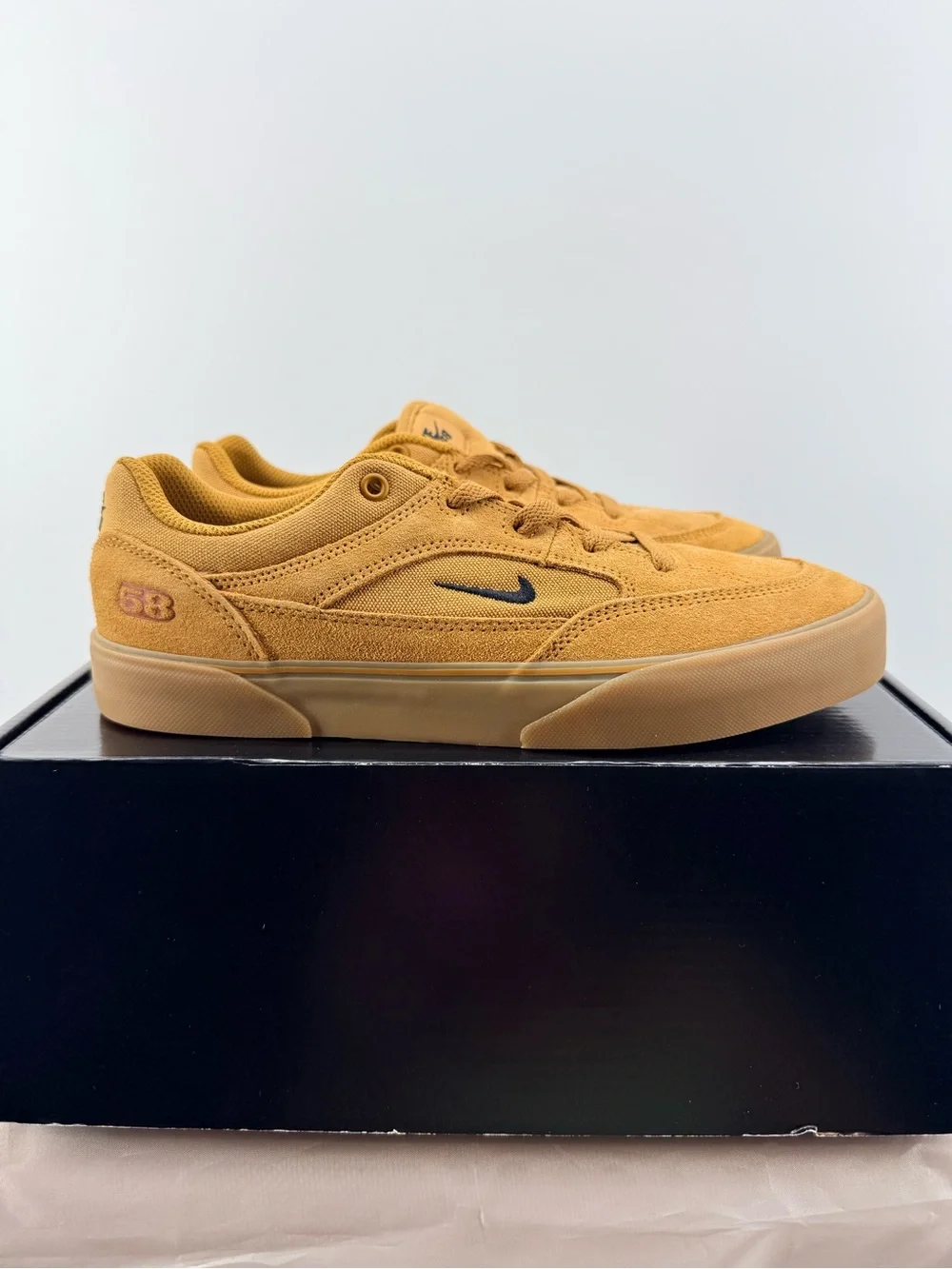 Nike SB malor TE Size 6.5M NEW